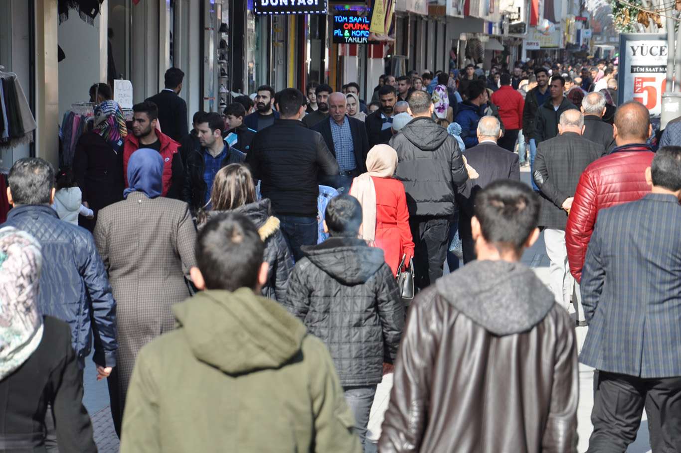 Batman halkı: Belediyeden konser değil hizmet bekliyoruz Batman halkı: Belediyeden konser değil hizmet bekliyoruz